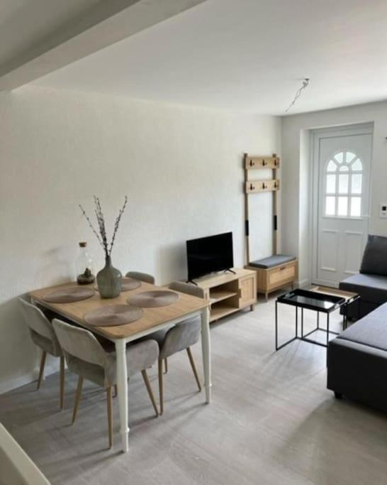 Appartement Douillet, Amenage Proche Riviera. Attalens Exterior photo